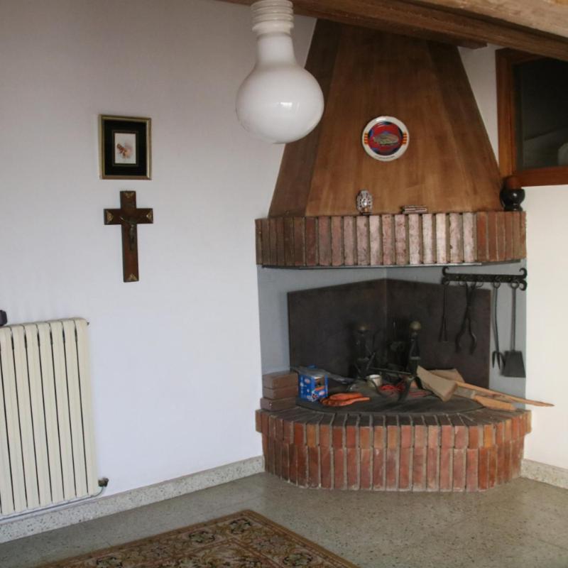 Milagro Hostal Burgales מראה חיצוני תמונה