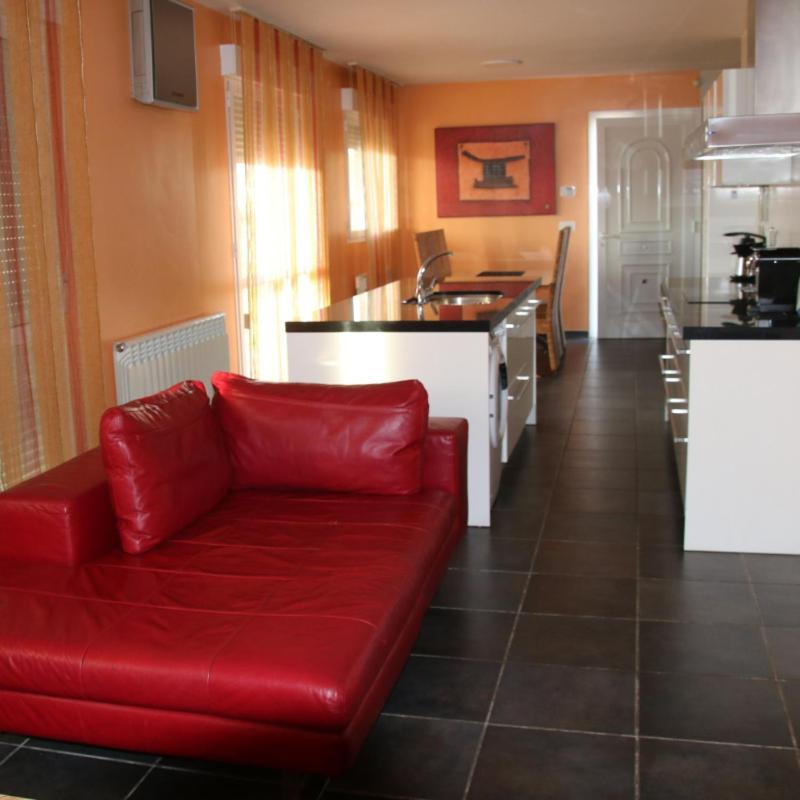 Milagro Hostal Burgales מראה חיצוני תמונה